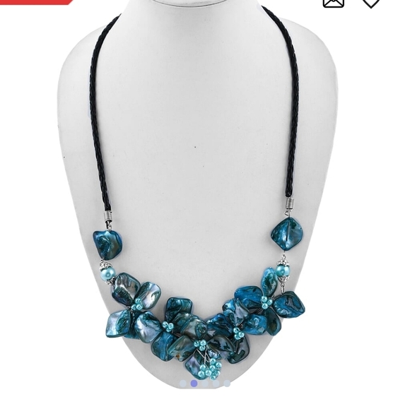 🆕️Navy Blue Seed Beaded Floral Necklace (20 Inches) & Stretch Bracelet (8") - Picture 2 of 8